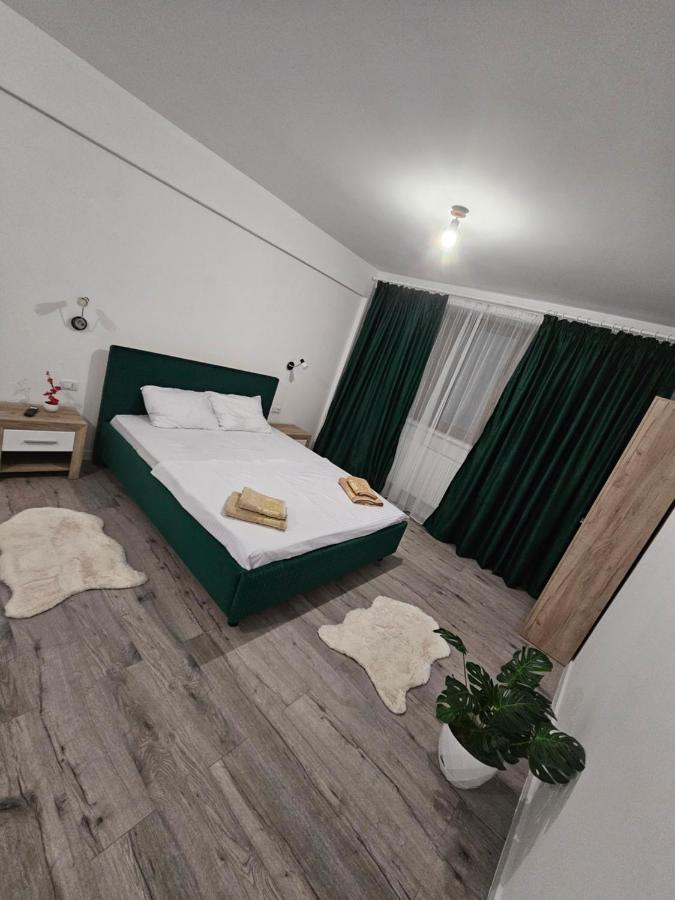 Didi Apartament ไกรโอวา ภายนอก รูปภาพ