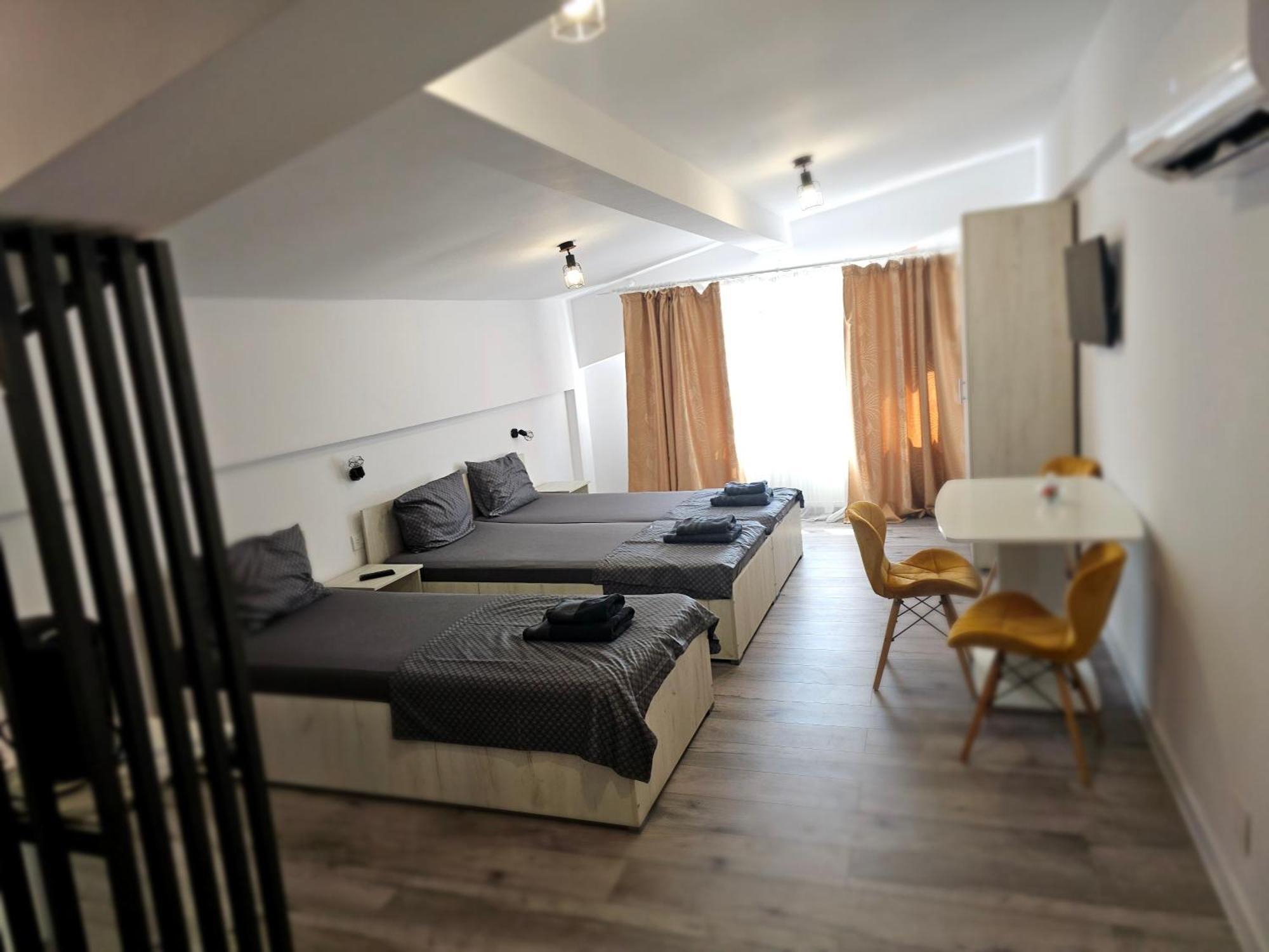 Didi Apartament ไกรโอวา ภายนอก รูปภาพ
