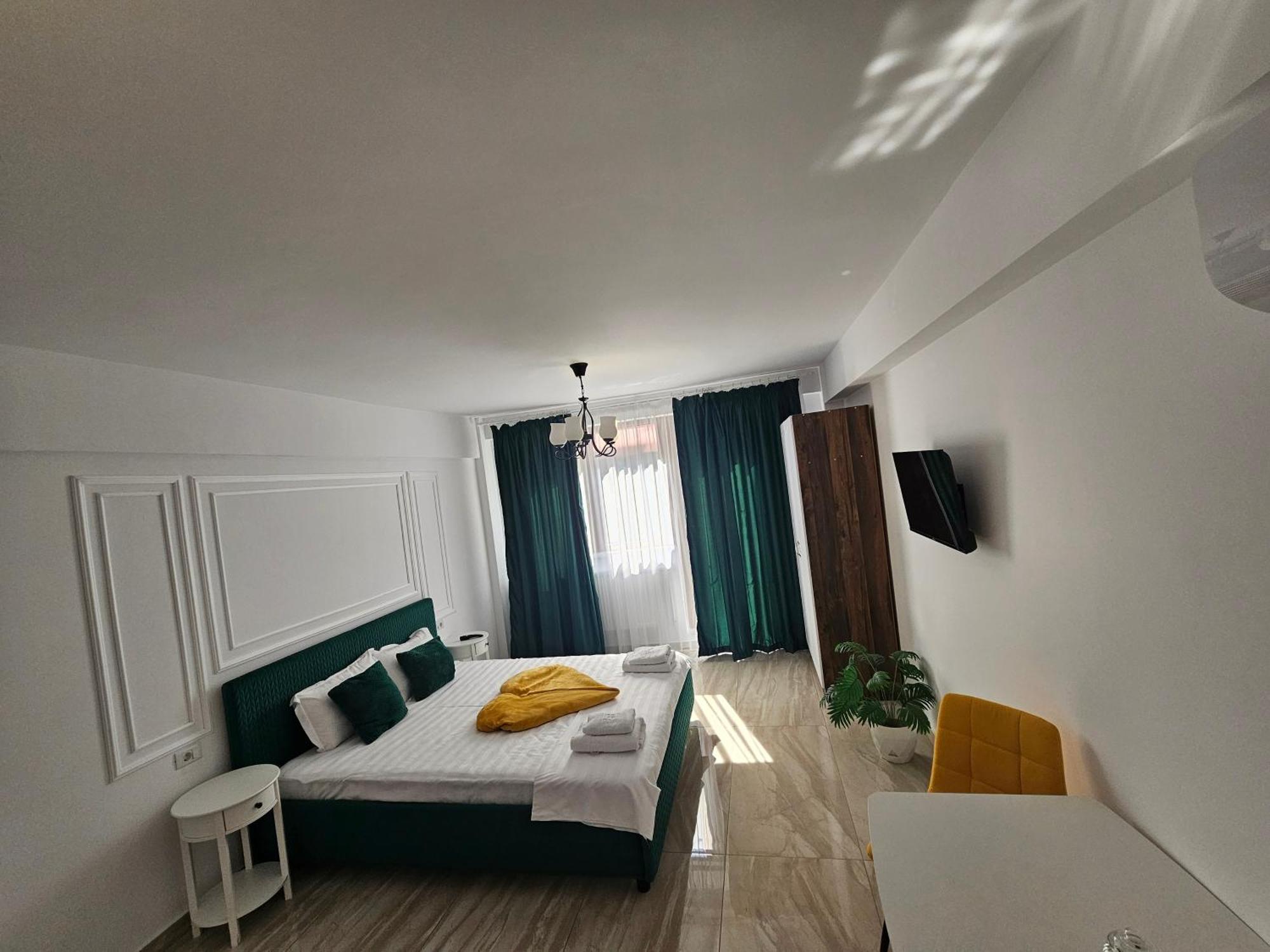 Didi Apartament ไกรโอวา ภายนอก รูปภาพ