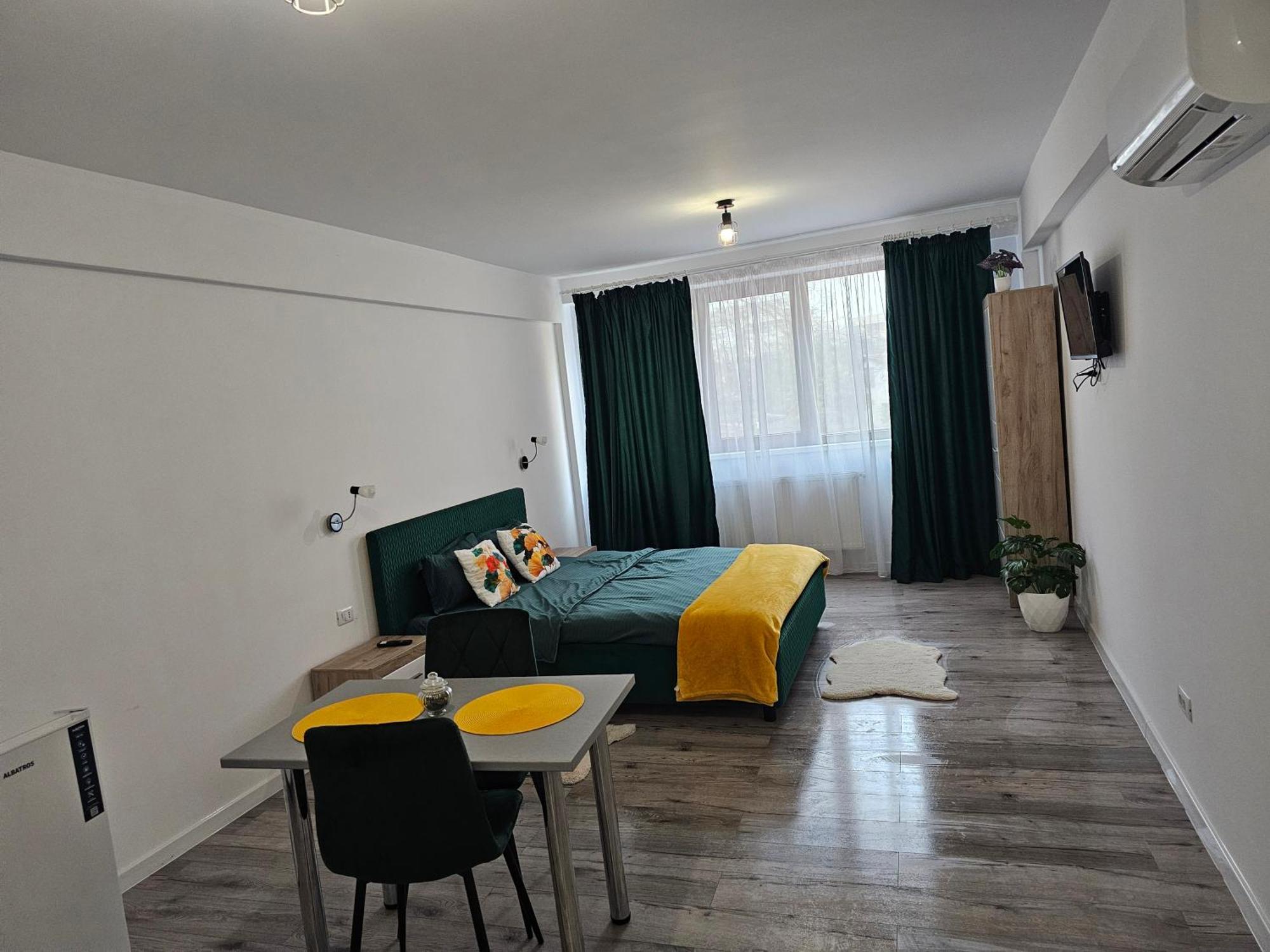 Didi Apartament ไกรโอวา ภายนอก รูปภาพ